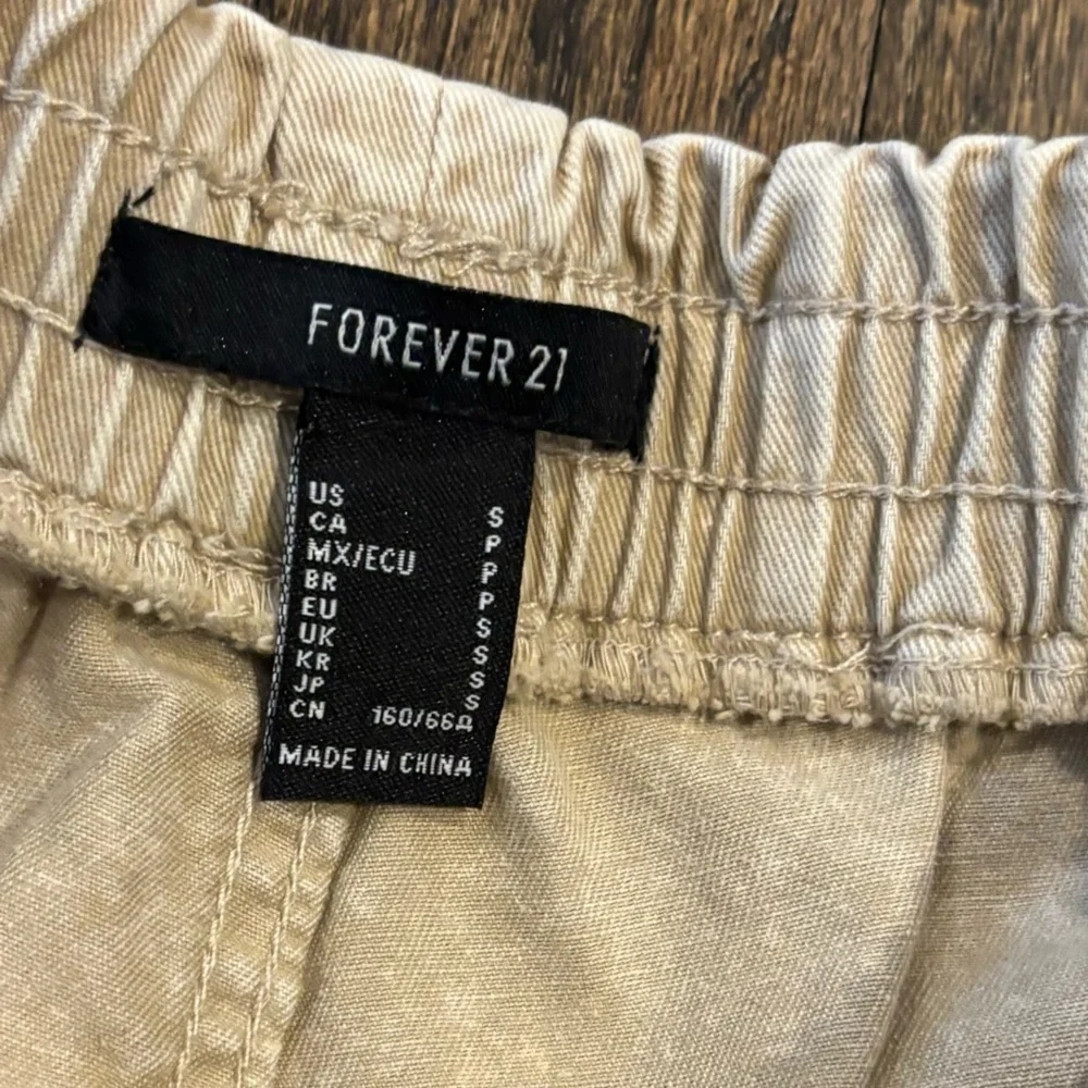 Forever 21 Beige Wide Leg Pants NWT